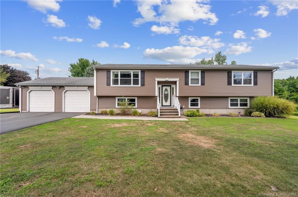 16 Southgate Lane North Haven CT 06473