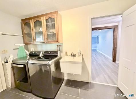 447 Lovely Street Avon CT 06001