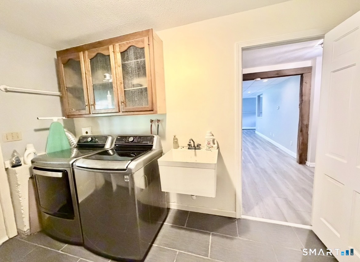 447 Lovely Street Avon CT 06001
