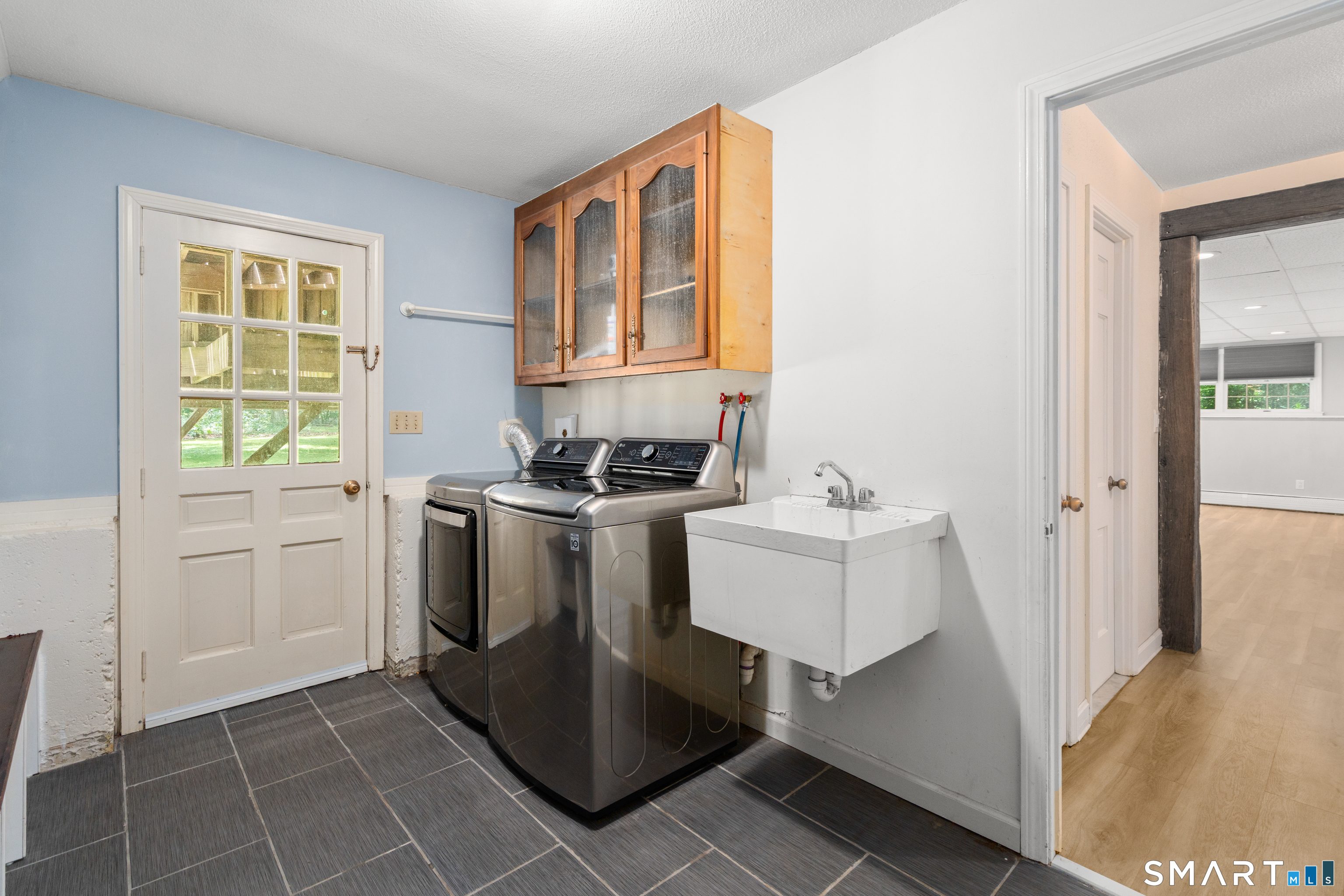 447 Lovely Street Avon CT 06001
