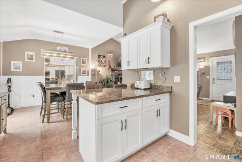 22 Crestwood Drive Naugatuck CT 06770
