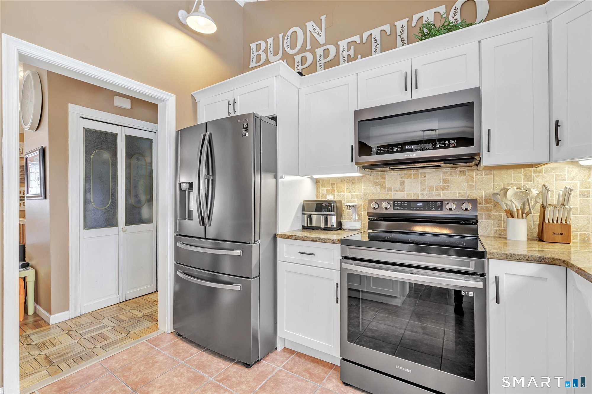 22 Crestwood Drive Naugatuck CT 06770