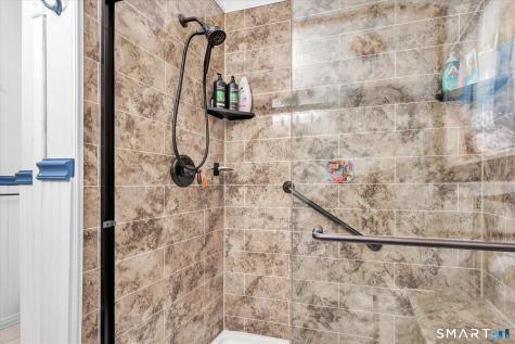 22 Crestwood Drive Naugatuck CT 06770