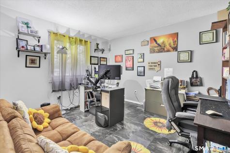 22 Crestwood Drive Naugatuck CT 06770