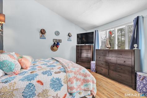 22 Crestwood Drive Naugatuck CT 06770