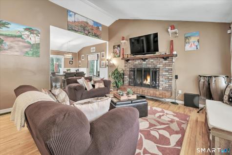 22 Crestwood Drive Naugatuck CT 06770