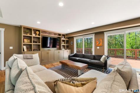 9 Maplewood Road Ridgefield CT 06877