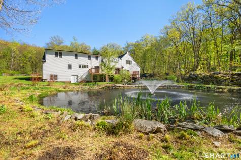 9 Maplewood Road Ridgefield CT 06877