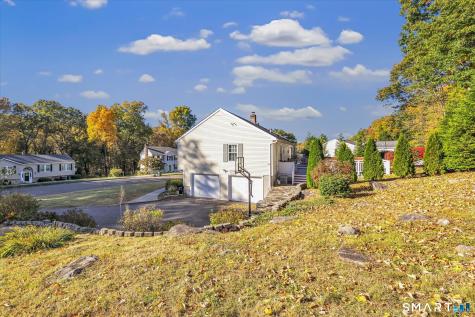 2 Bryan Circle Seymour CT 06483