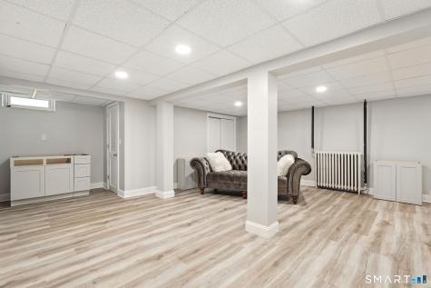 110 Woodland Street Windsor CT 06095