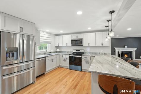 110 Woodland Street Windsor CT 06095