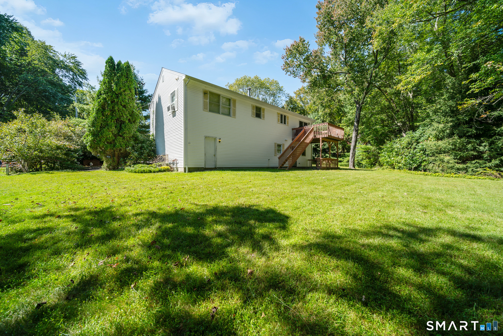 8 Wills Road Newtown CT 06470