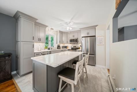 8 Wills Road Newtown CT 06470