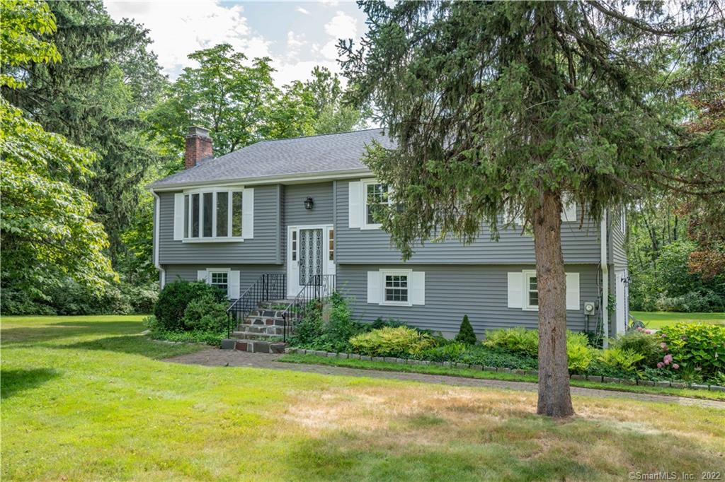 2669 Albany Avenue West Hartford CT 06117