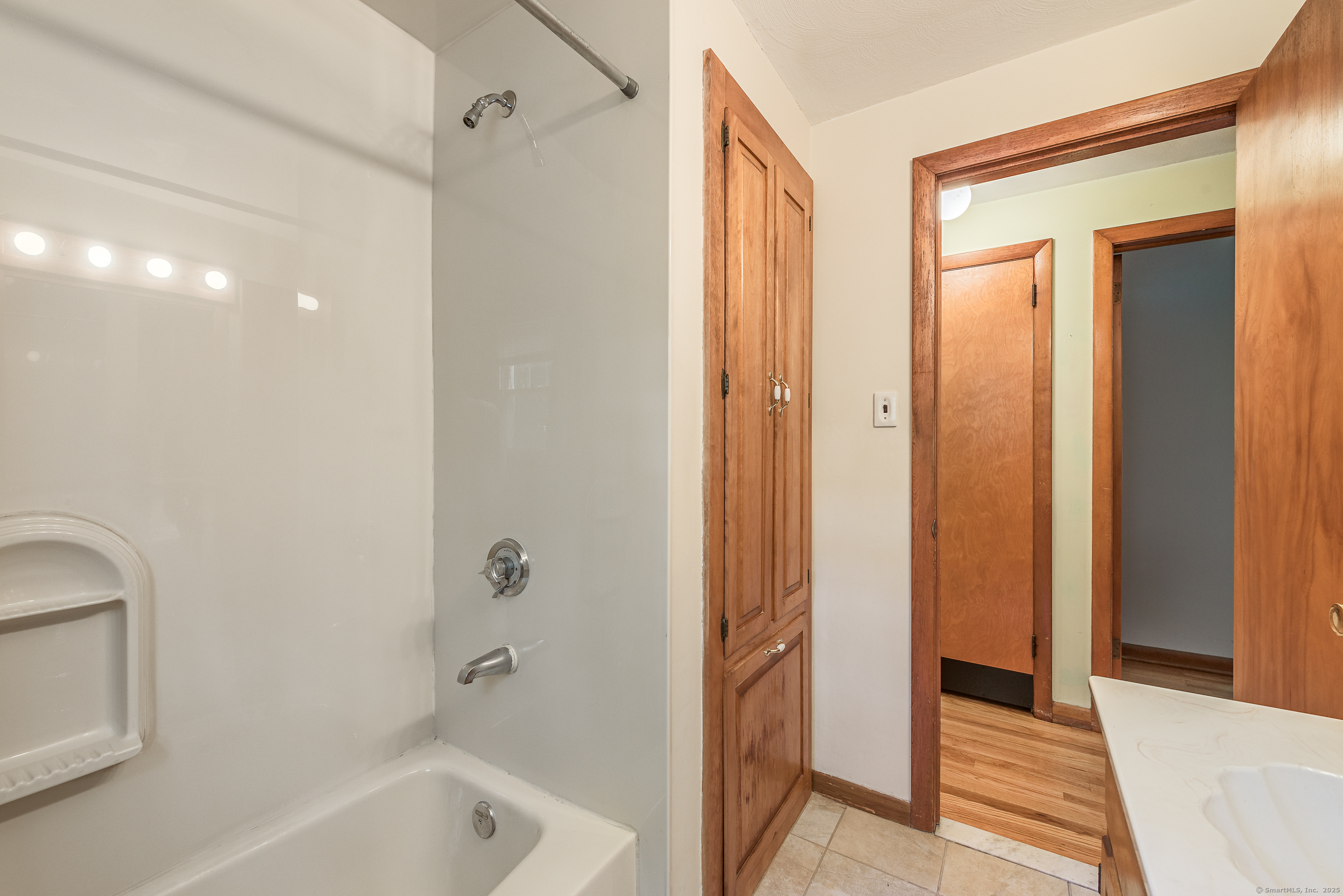 88 Rosemary Lane Bristol CT 06010