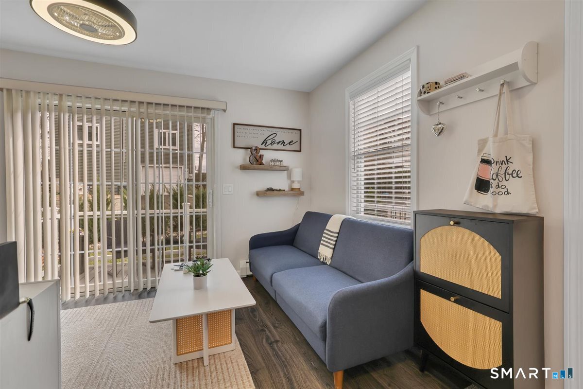 26 Lake Boulevard East Hampton CT 06424