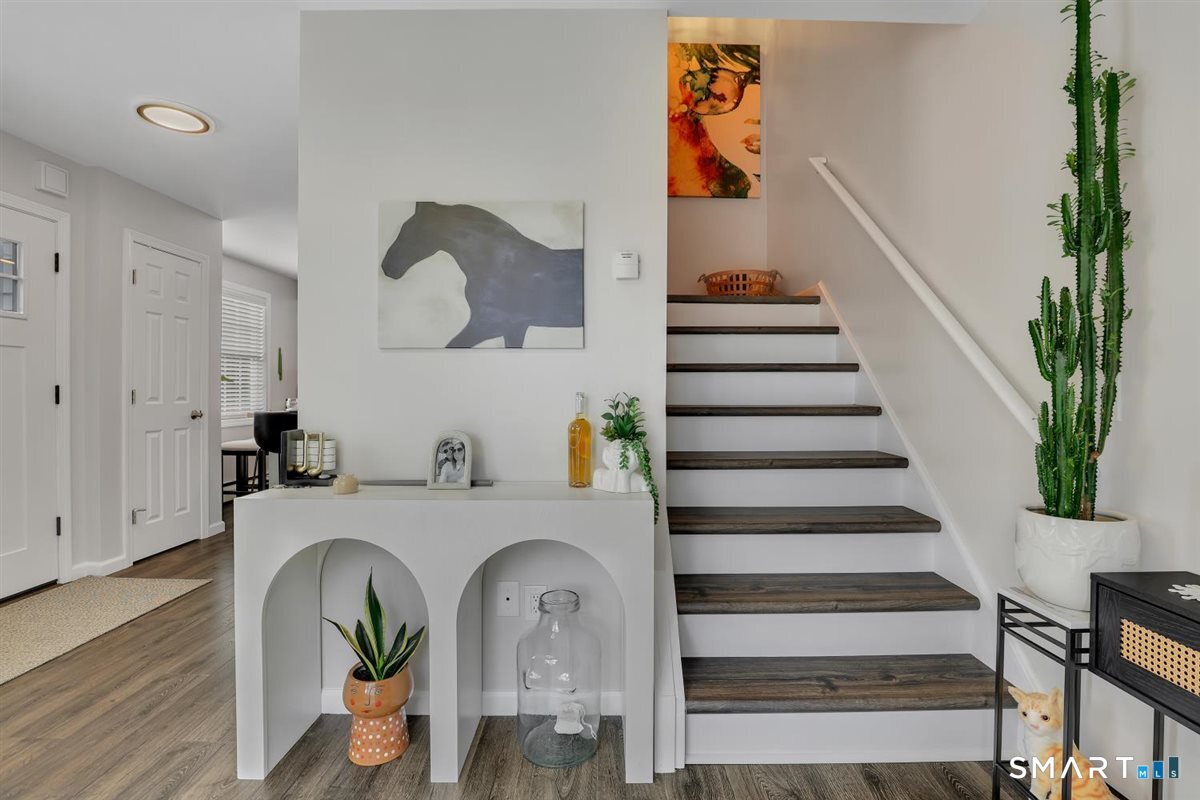 26 Lake Boulevard East Hampton CT 06424