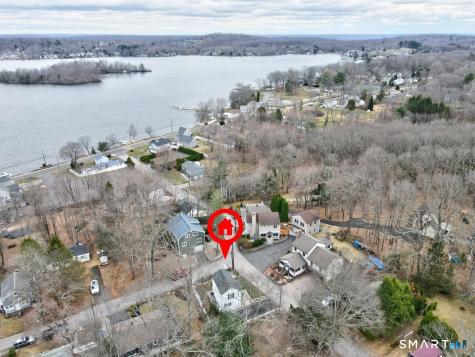 26 Lake Boulevard East Hampton CT 06424