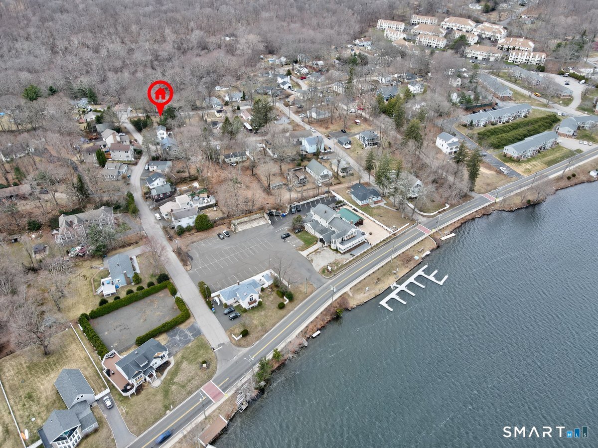 26 Lake Boulevard East Hampton CT 06424