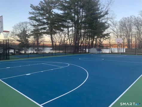 26 Lake Boulevard East Hampton CT 06424