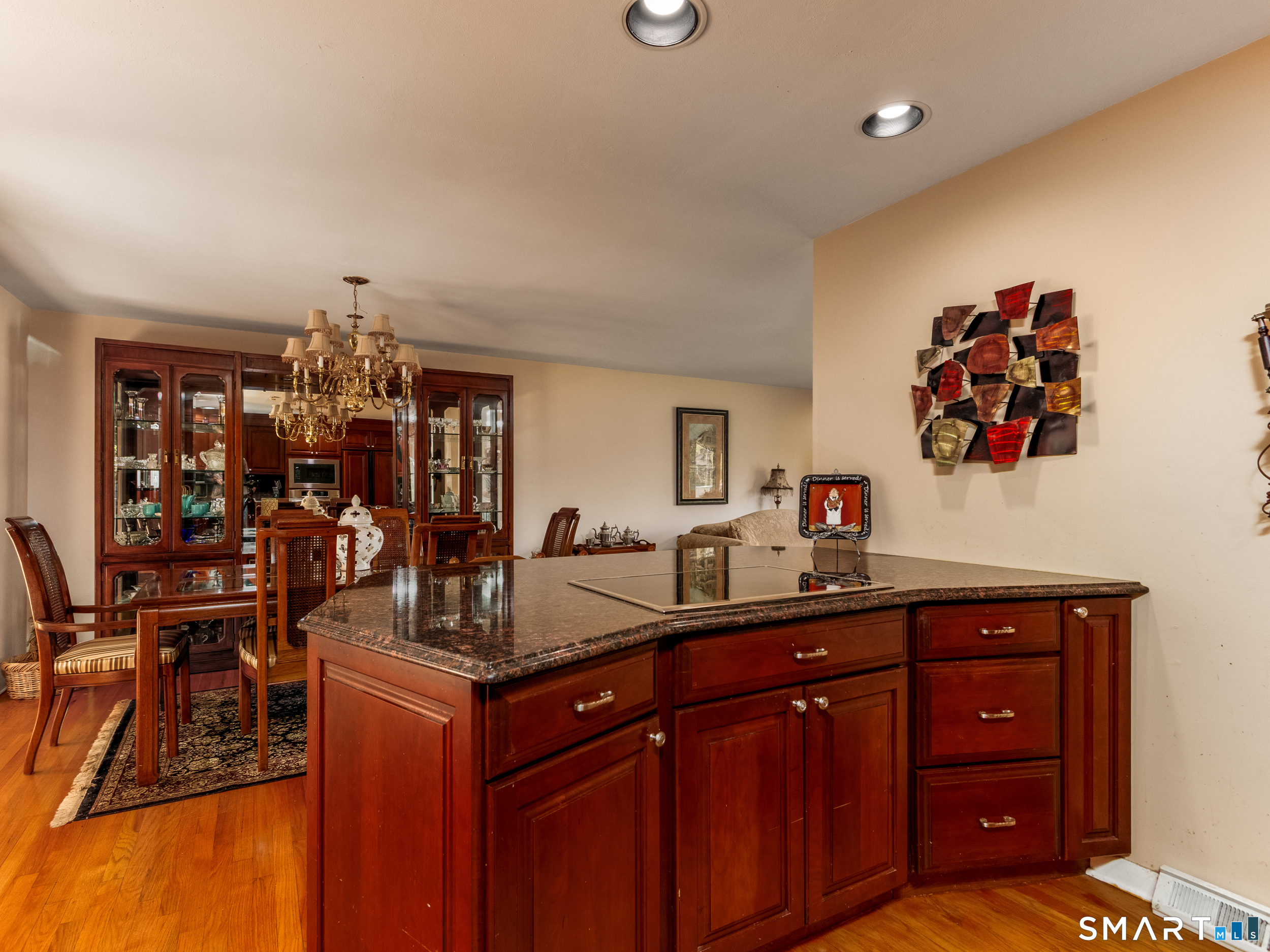 253 Braeside Drive Hamden CT 06514