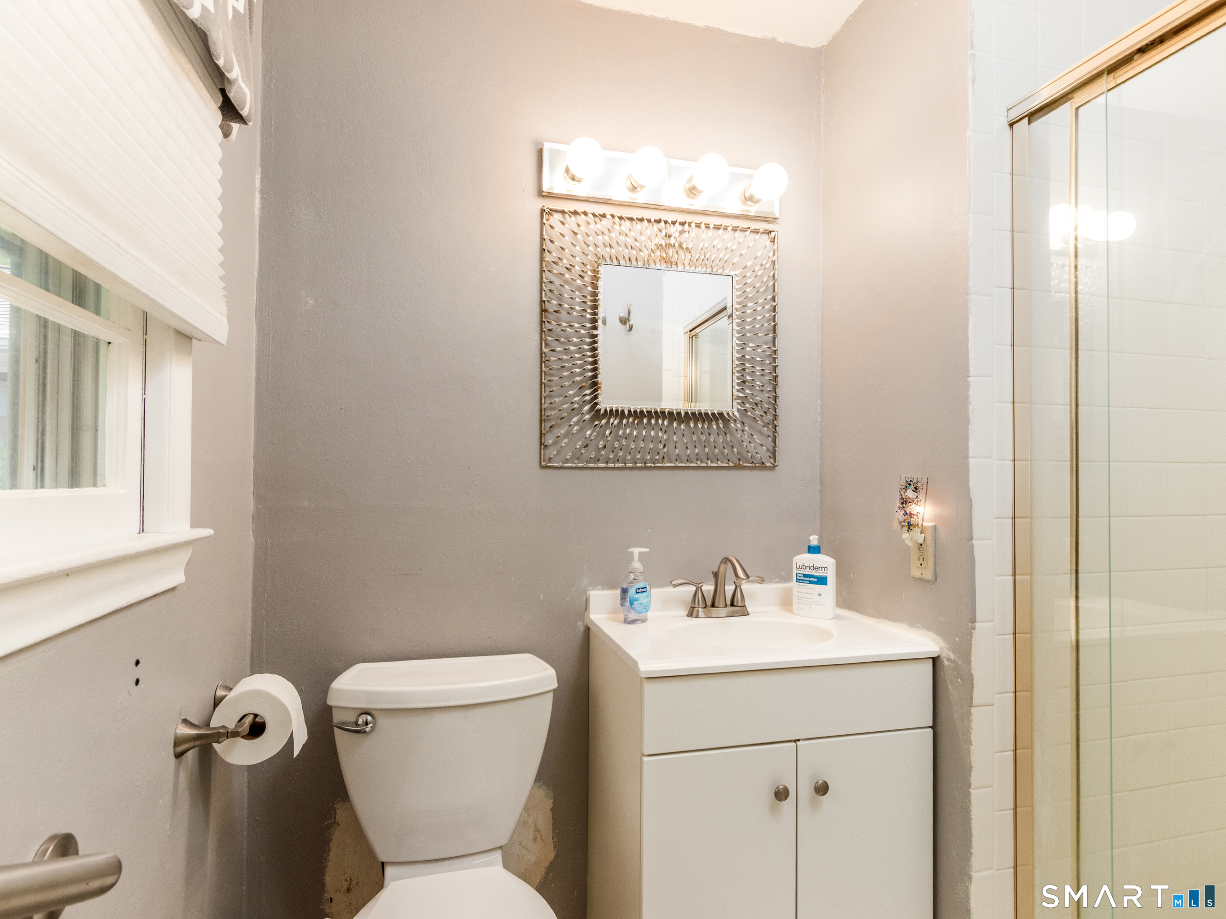 253 Braeside Drive Hamden CT 06514