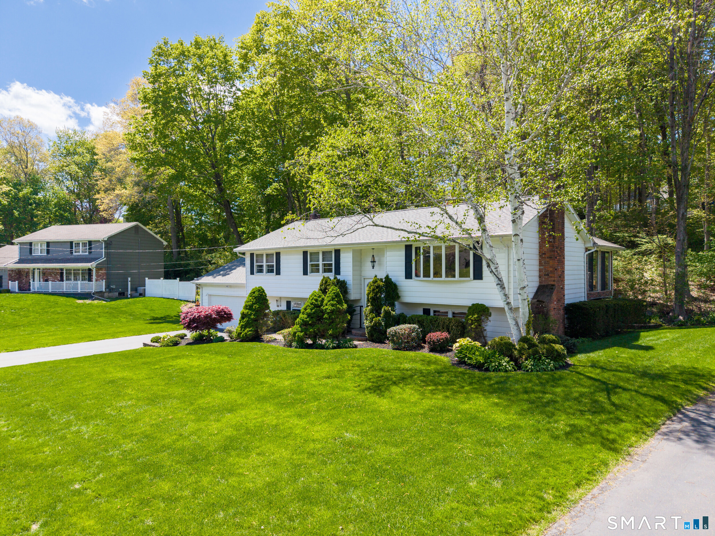 253 Braeside Drive Hamden CT 06514