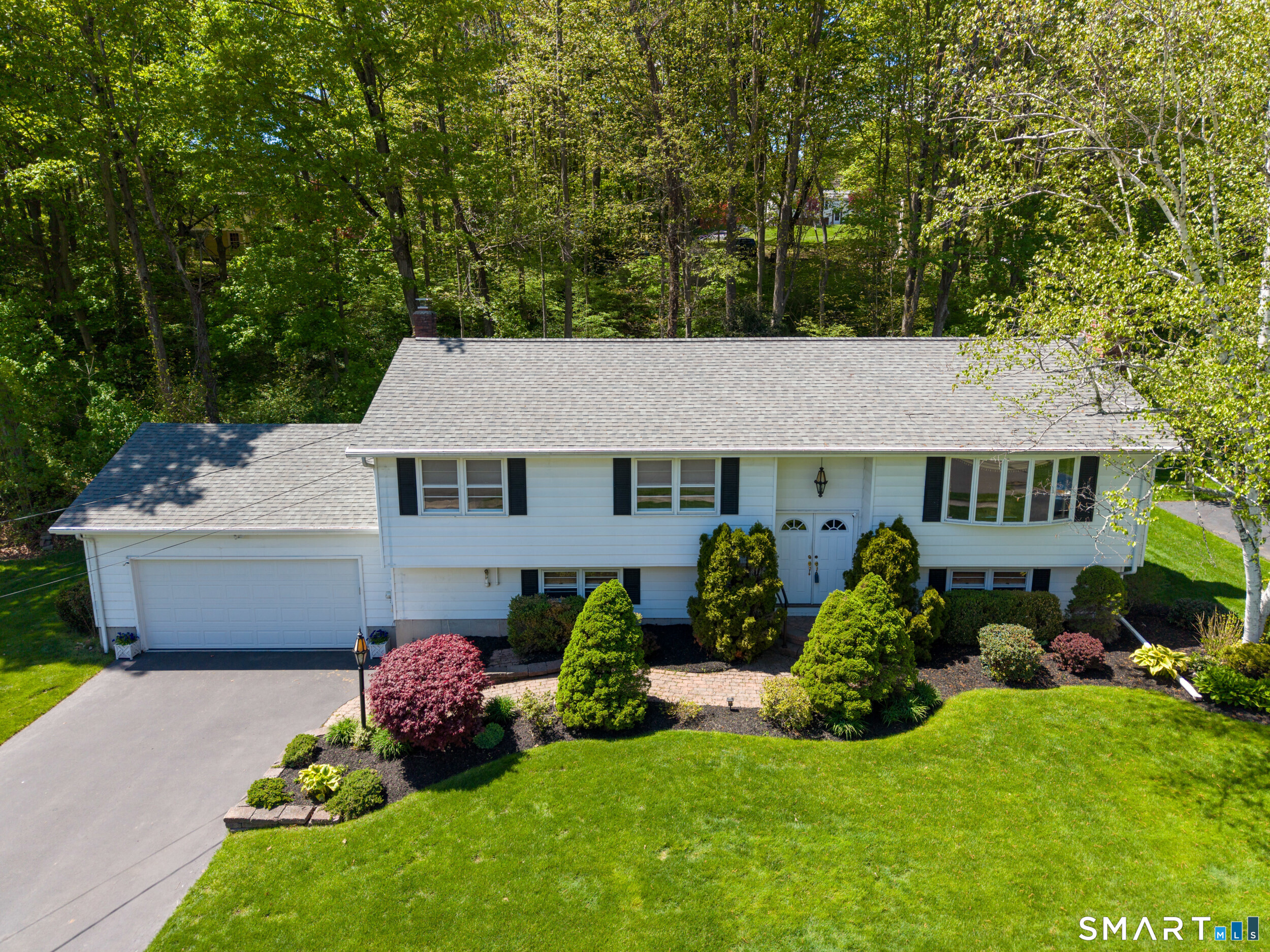 253 Braeside Drive Hamden CT 06514