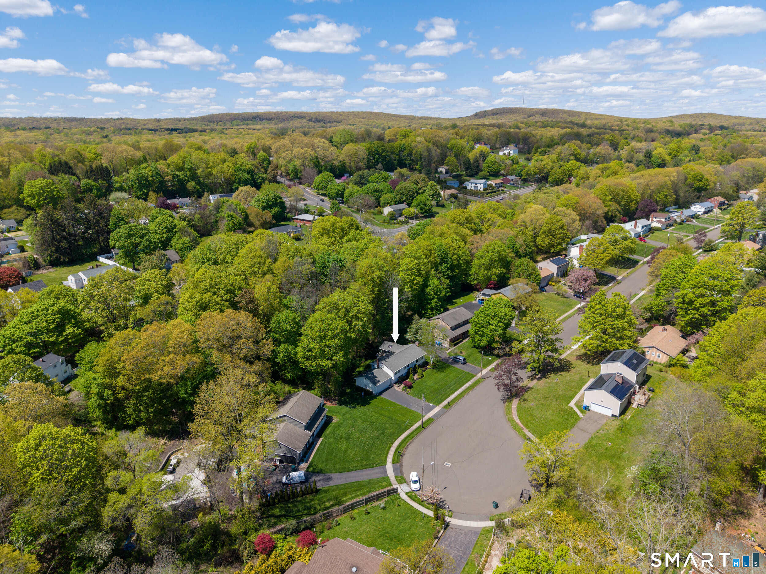 253 Braeside Drive Hamden CT 06514