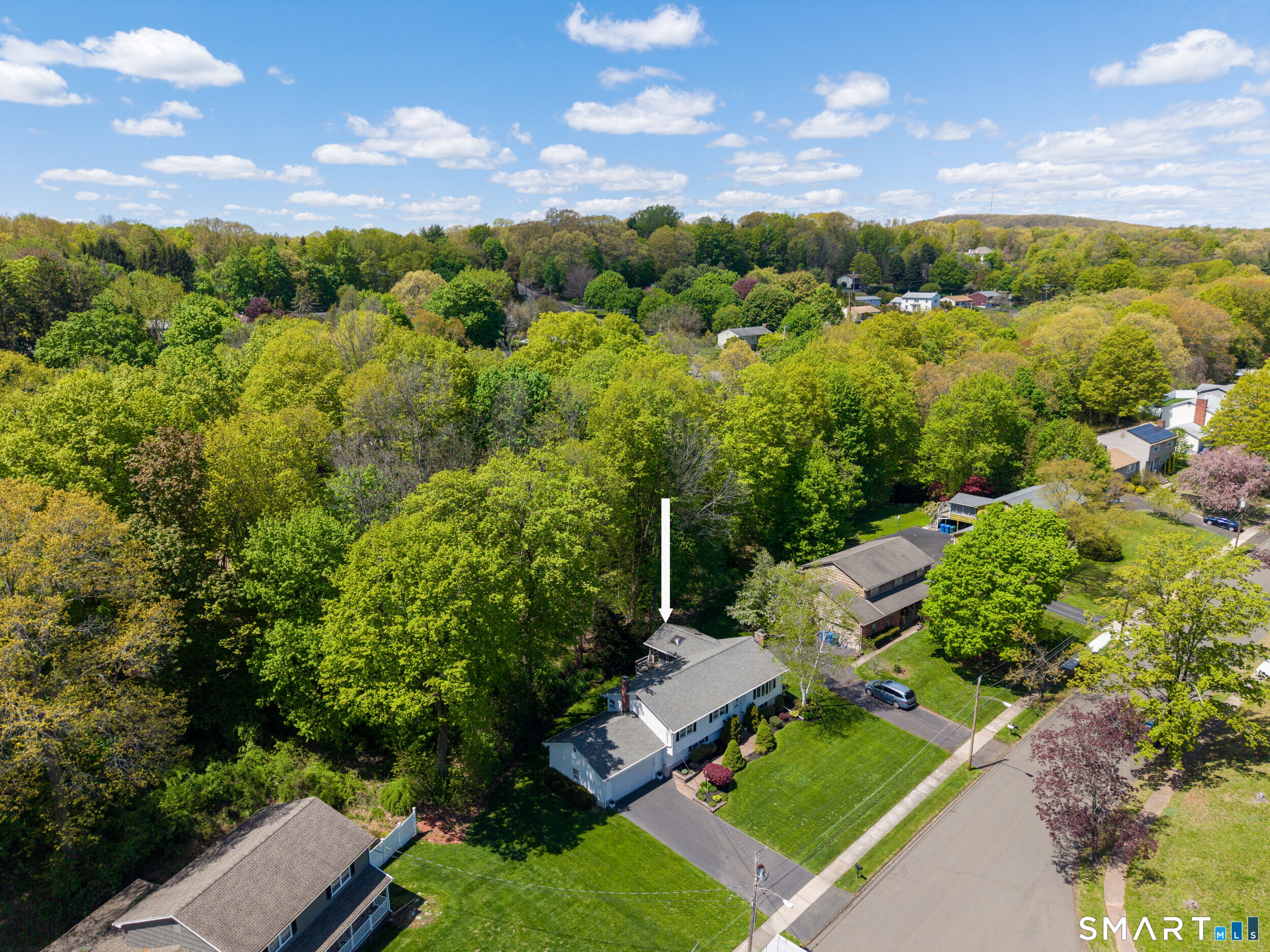 253 Braeside Drive Hamden CT 06514
