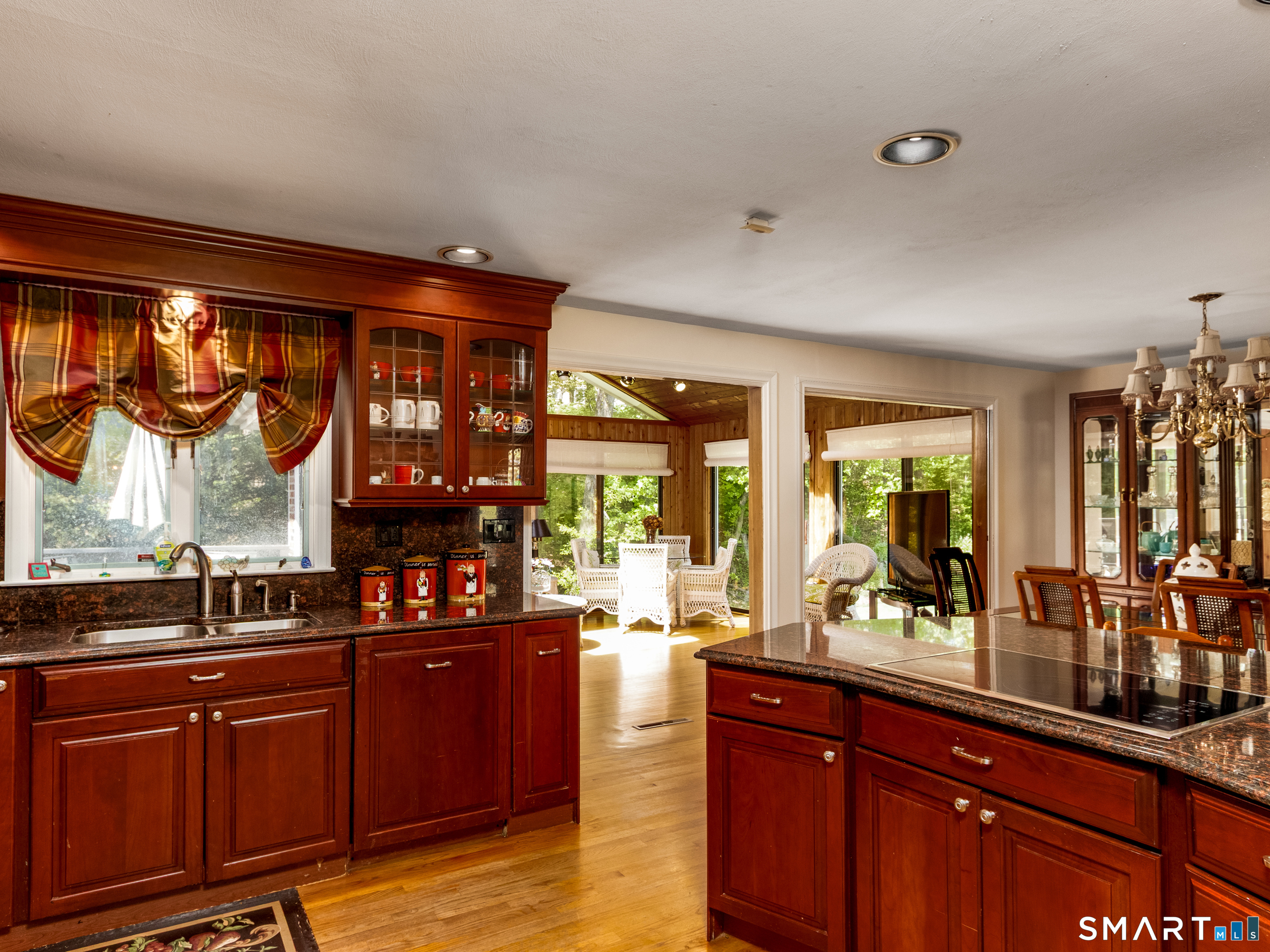 253 Braeside Drive Hamden CT 06514