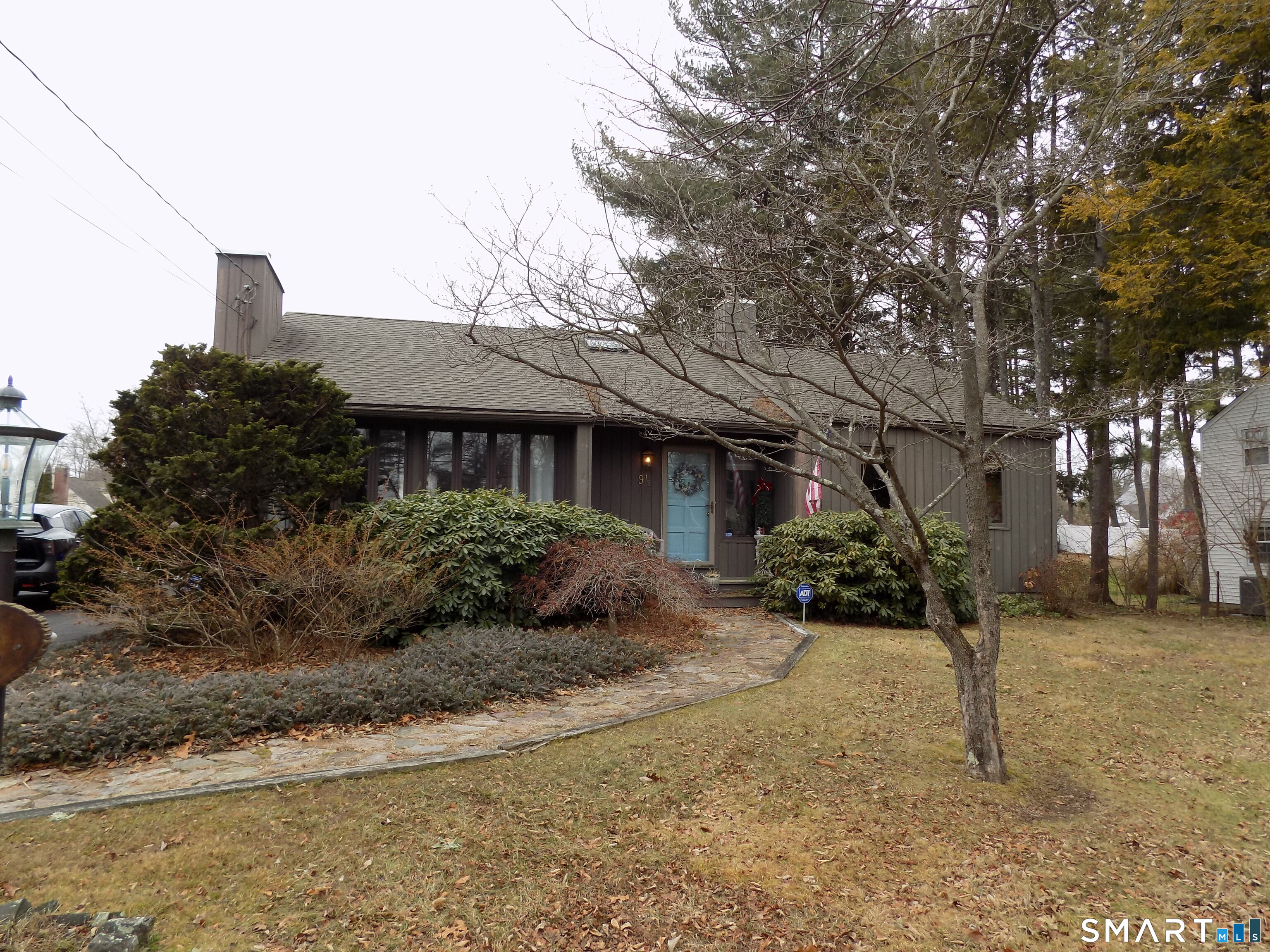 9-1/2 East Tomstead Road Simsbury CT 06070