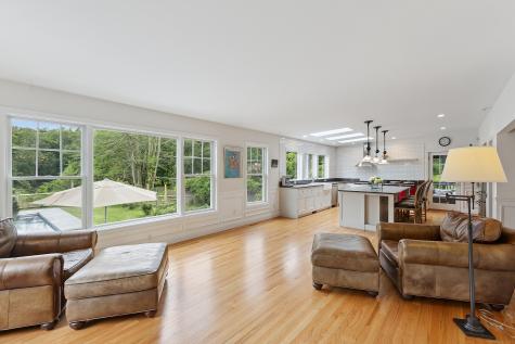 114 Cross Highway Westport CT 06880