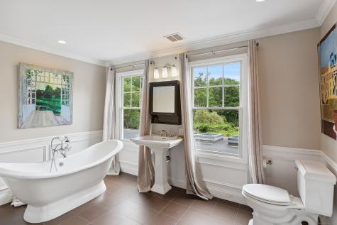 114 Cross Highway Westport CT 06880