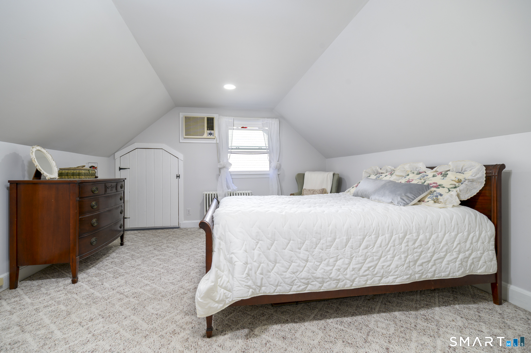 366 Brookside Drive Fairfield CT 06824