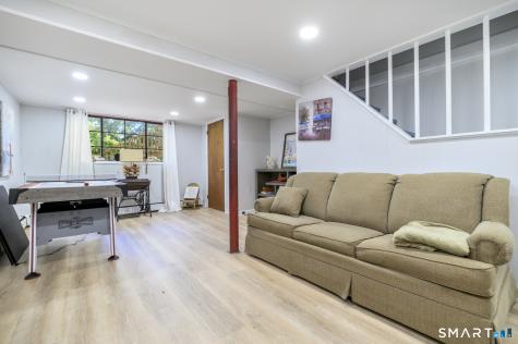 366 Brookside Drive Fairfield CT 06824