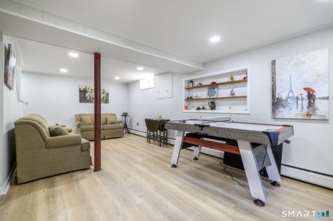 366 Brookside Drive Fairfield CT 06824