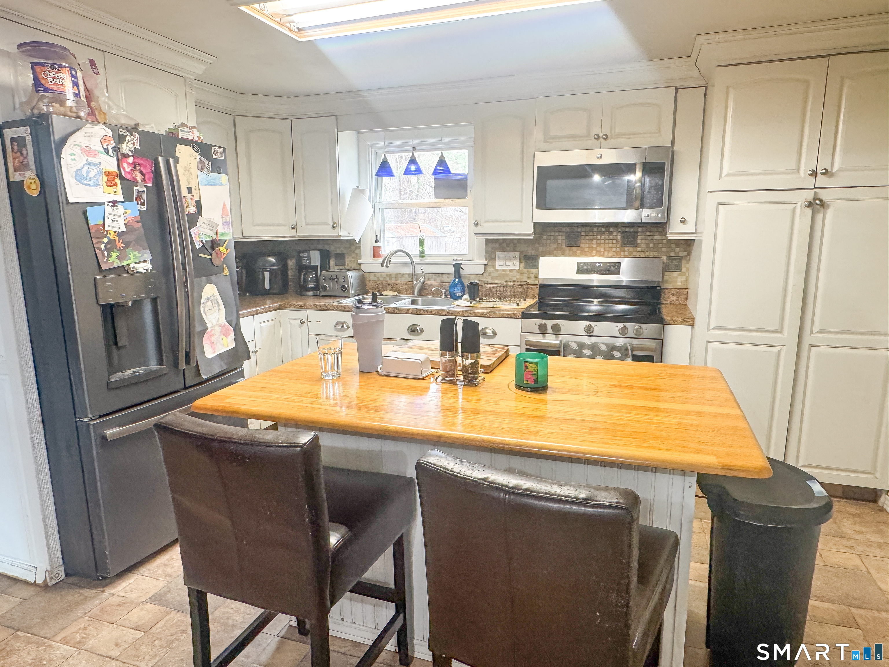 37 Rich Lane Bristol CT 06010