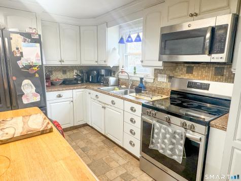 37 Rich Lane Bristol CT 06010