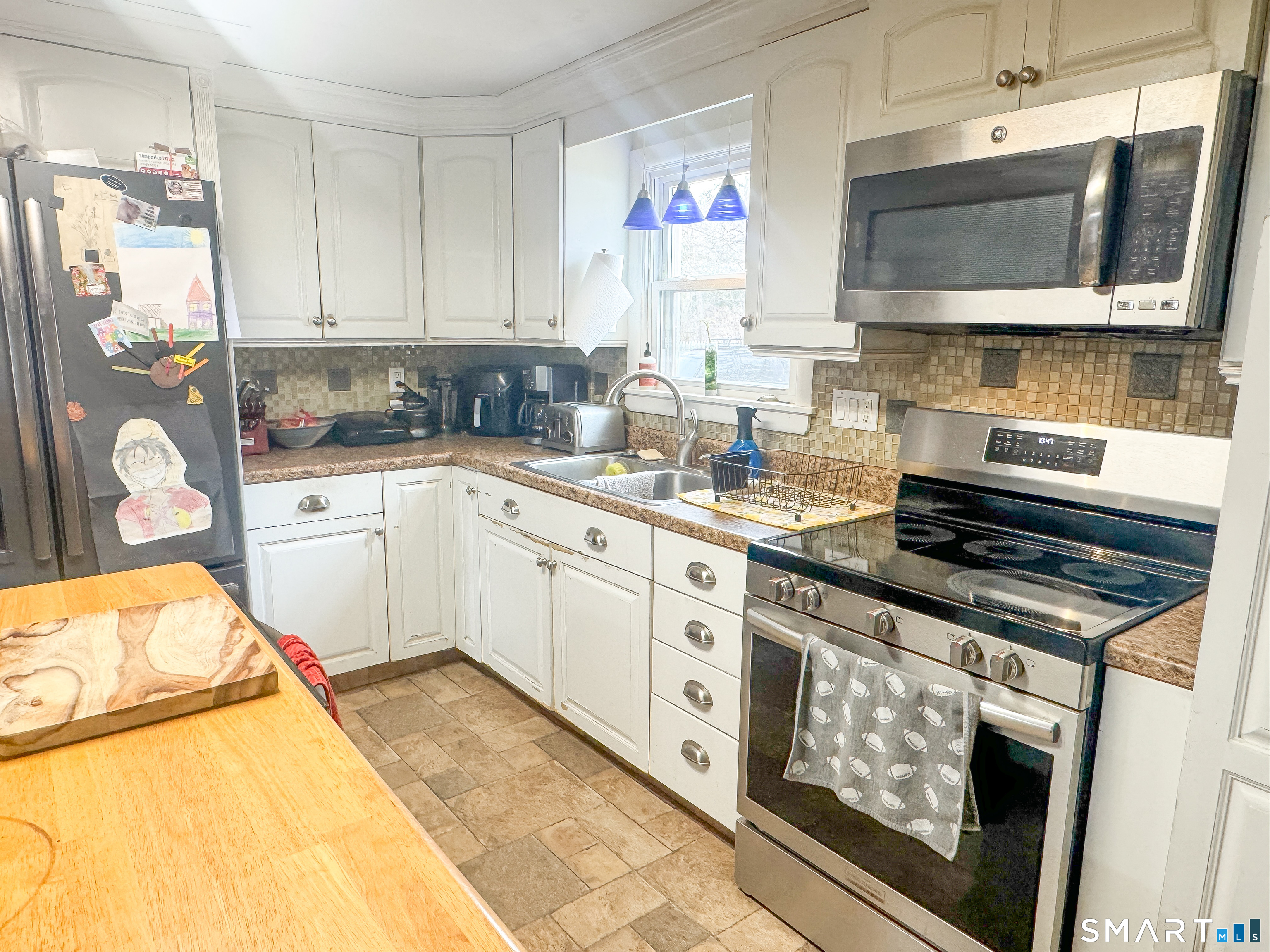 37 Rich Lane Bristol CT 06010