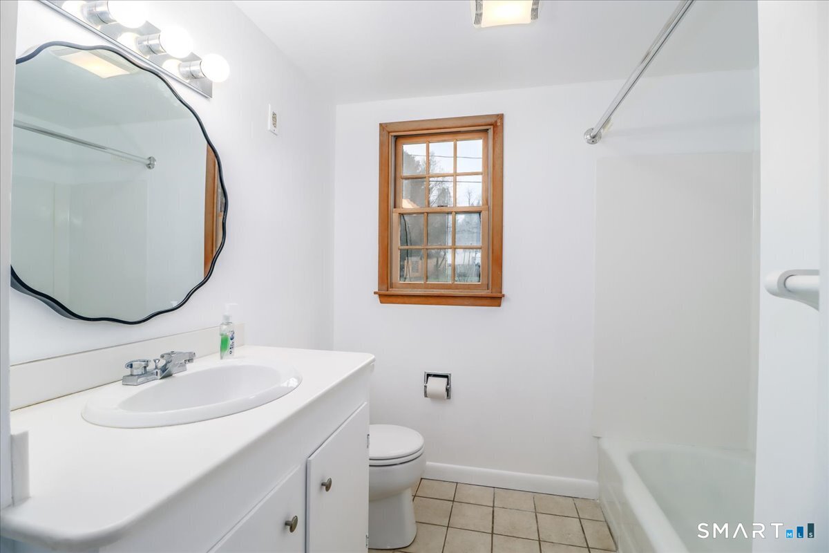 10 Bonnybrook Drive New Milford CT 06776