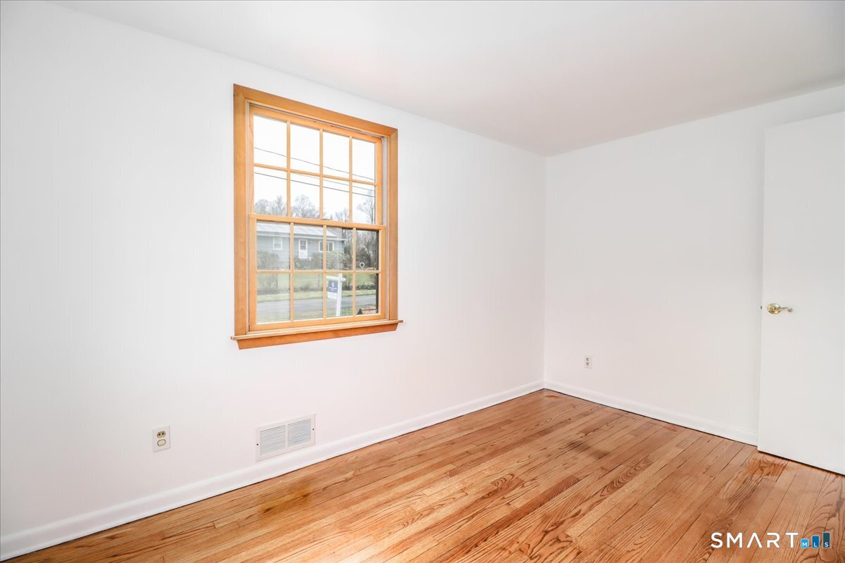 10 Bonnybrook Drive New Milford CT 06776