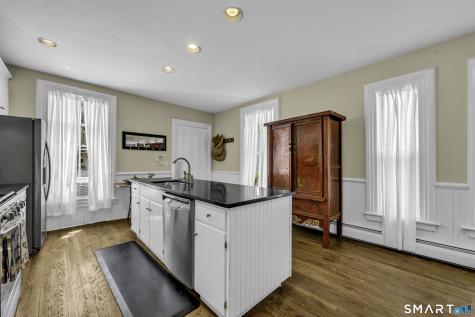 47 Academy Hill Watertown CT 06795