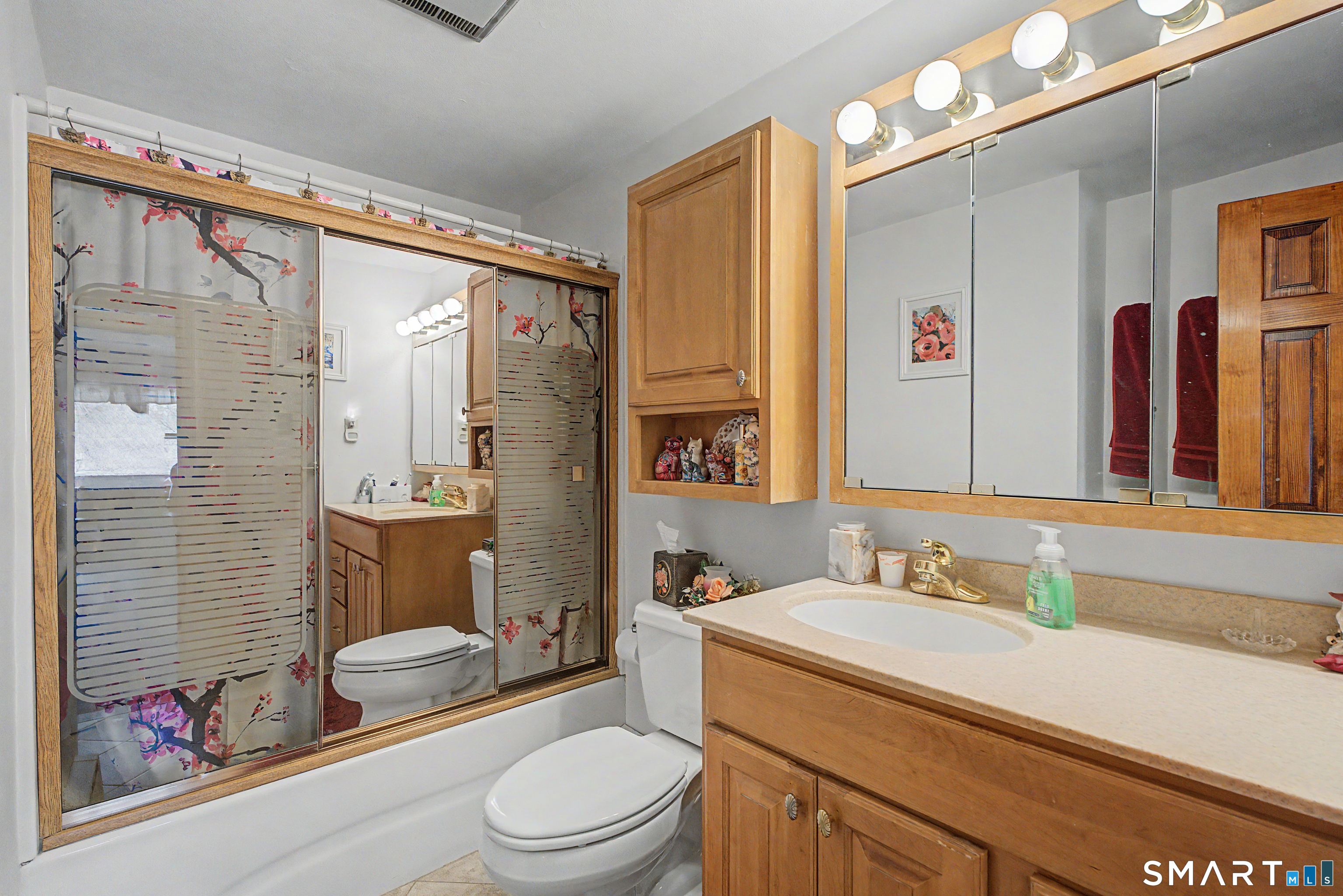 13 Reynolds Drive Wallingford CT 06492