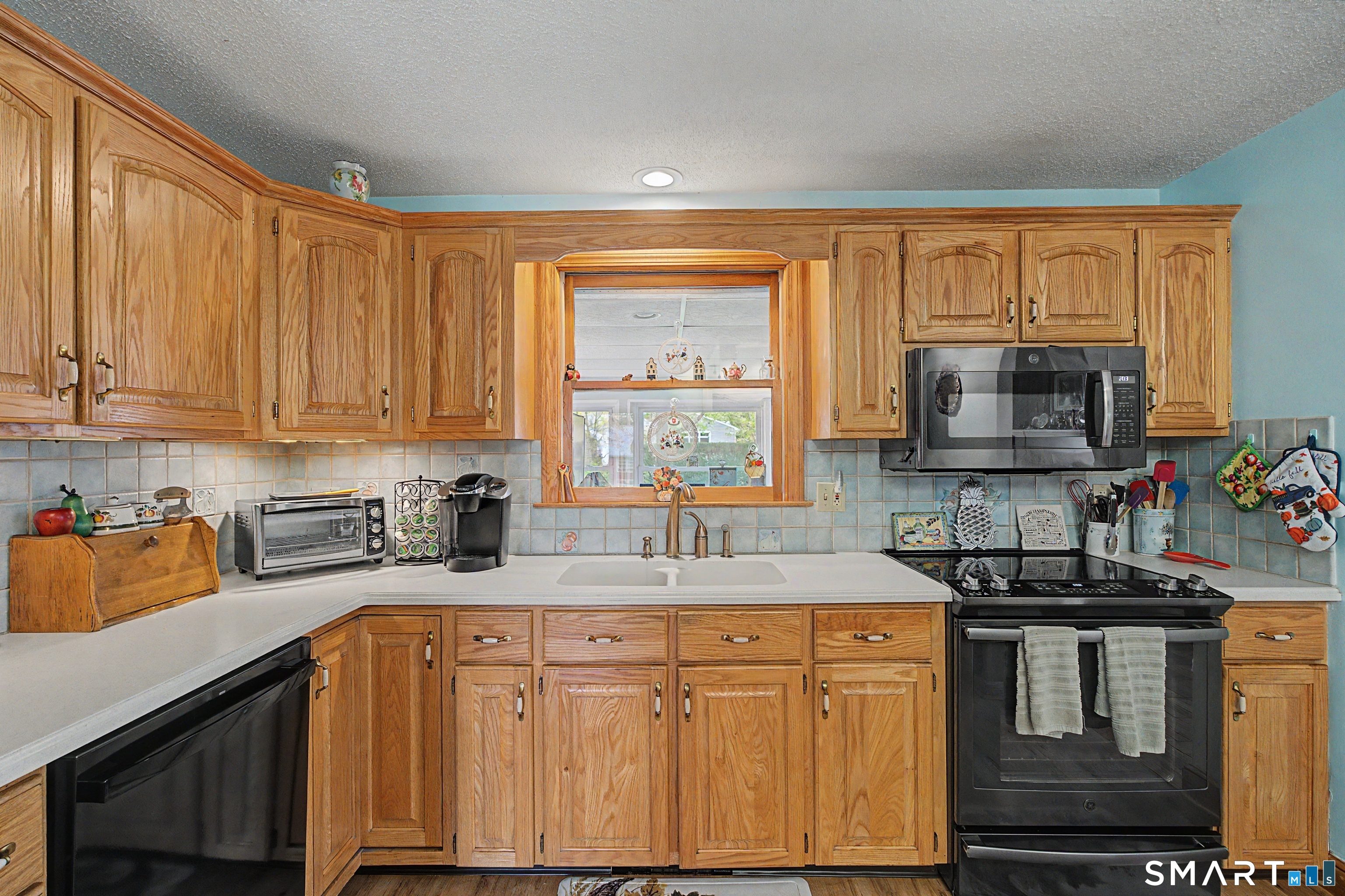 13 Reynolds Drive Wallingford CT 06492