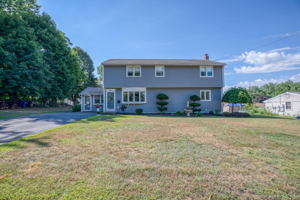 20 Flag Court Enfield CT 06082