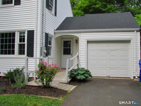 7 Owings Road West Hartford CT 06107