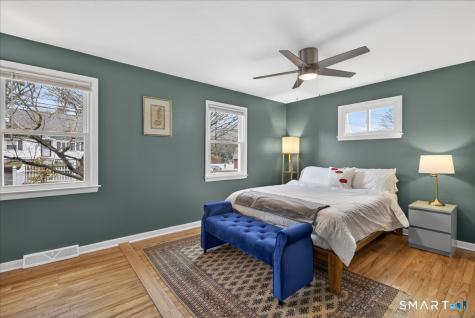 595 Laurel Street East Haven CT 06512