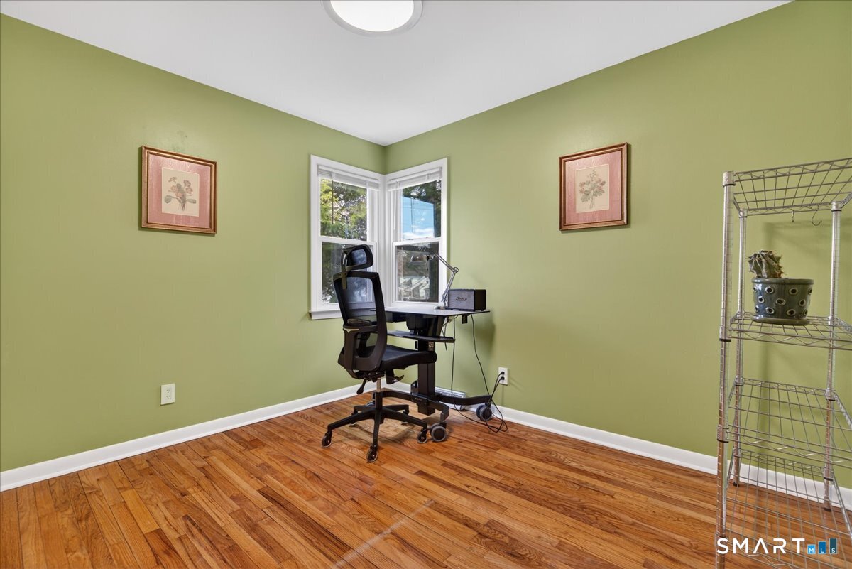 595 Laurel Street East Haven CT 06512