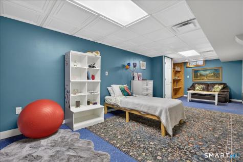 595 Laurel Street East Haven CT 06512